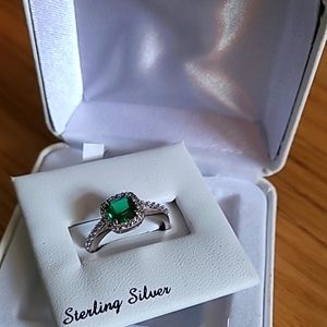 Emerald Green Ring